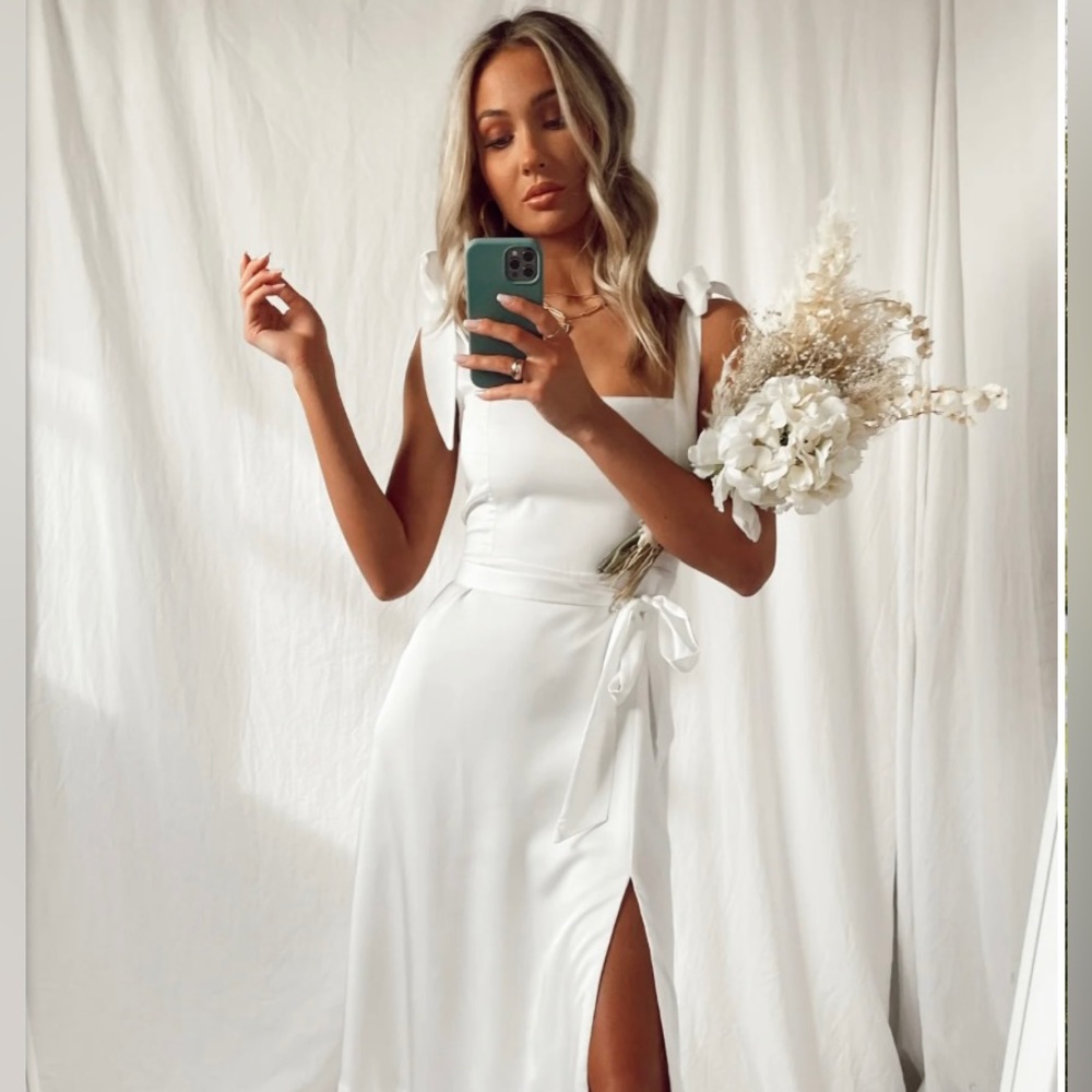 Show Me Your MuMu Garden Midi Dress